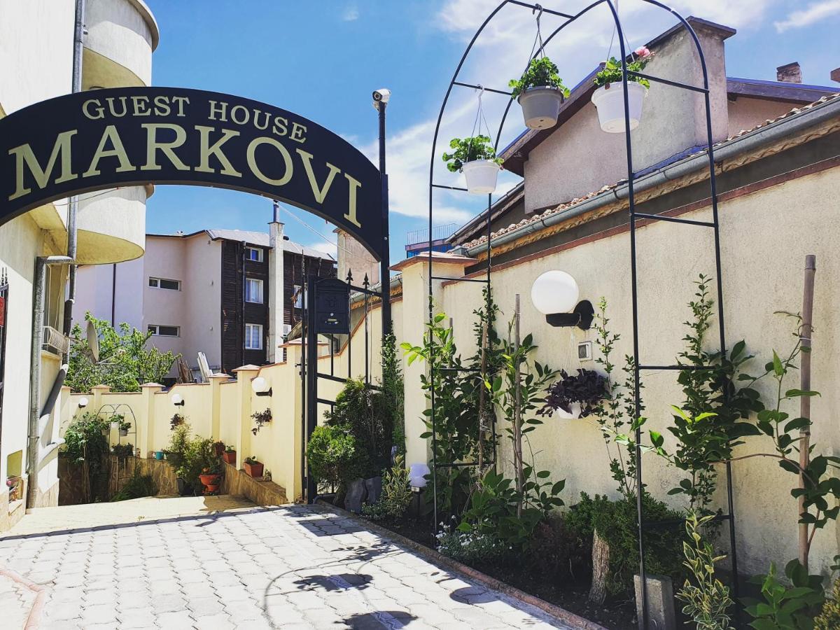 Guest House Markovi 라브다 외부 사진