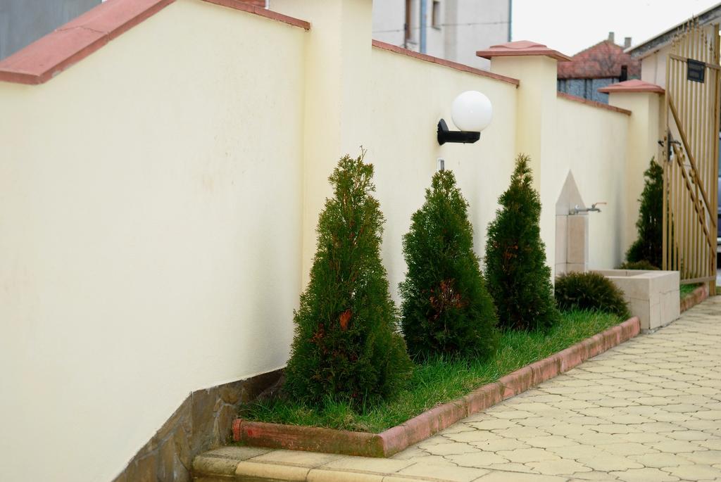 Guest House Markovi 라브다 외부 사진