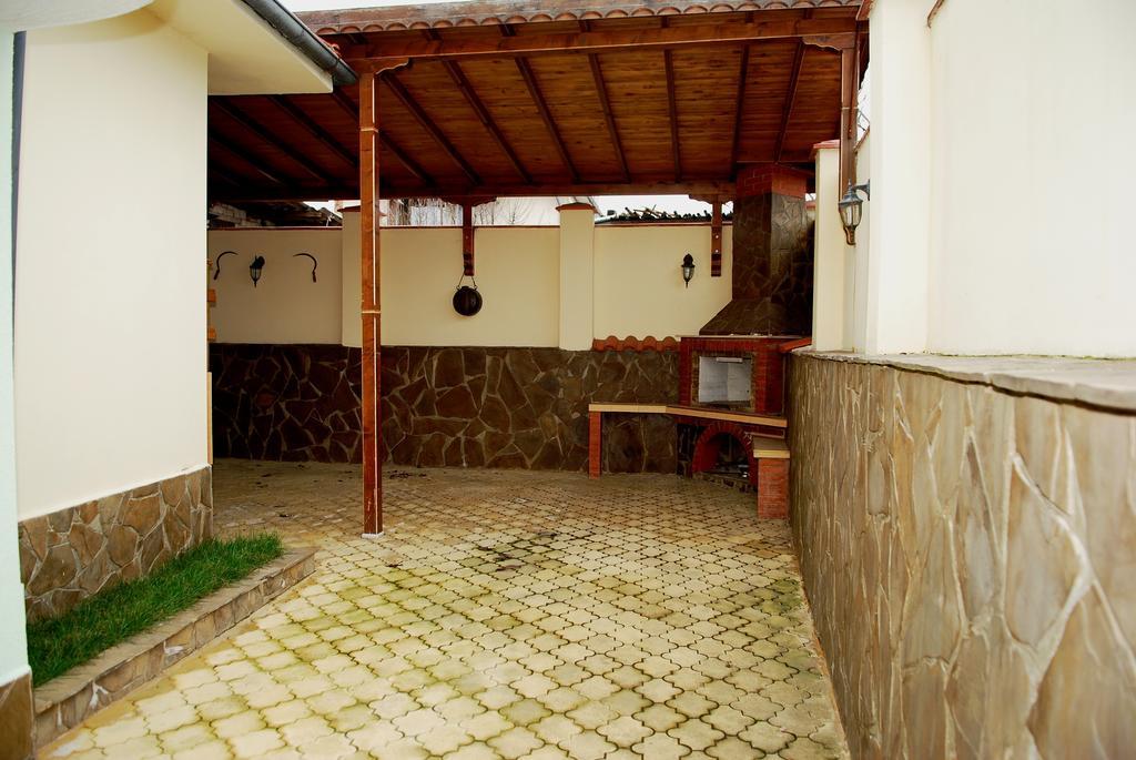 Guest House Markovi 라브다 외부 사진