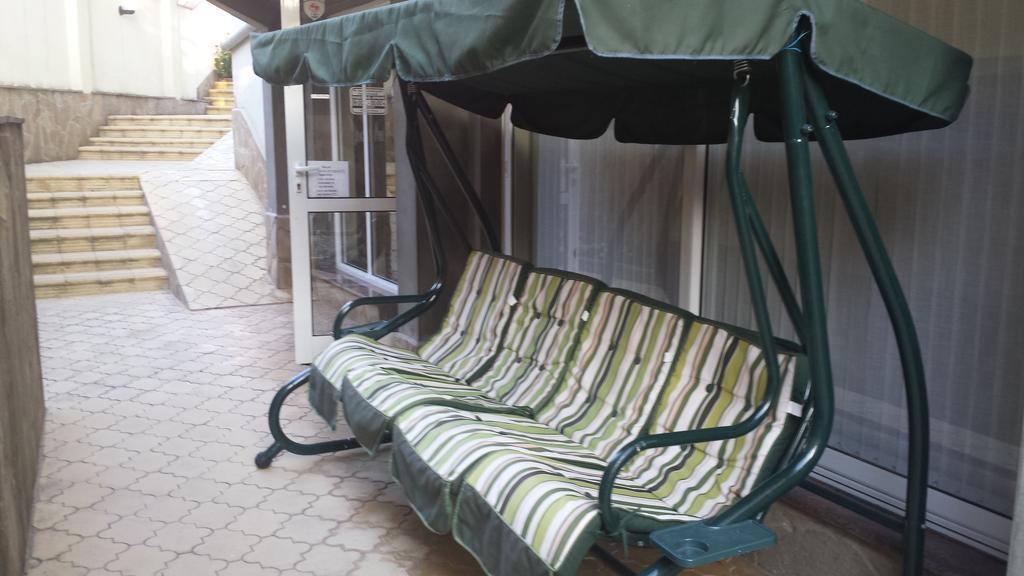 Guest House Markovi 라브다 외부 사진