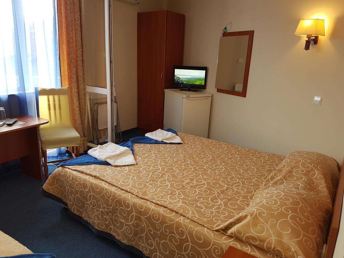 Guest House Markovi 라브다 외부 사진